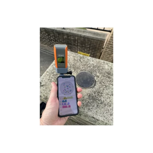 Bad Elf Flex Mini attached to phone