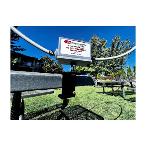 Chameleon Antenna: CHA UCM Universal Clamp Mount with antenna