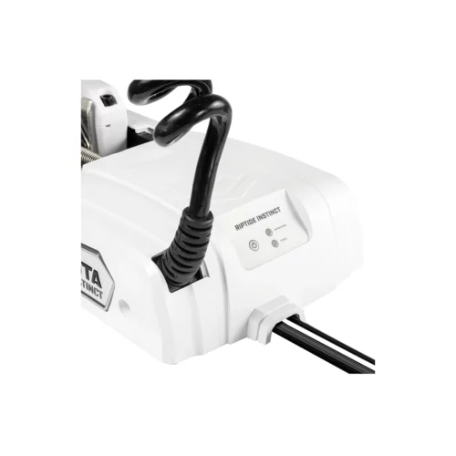 Minn Kota Riptide Instinct QUEST in white, plug detail